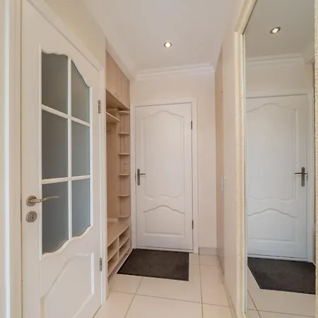 #1 Luxury Jacuzzi Penthouse In Quiet Centre Apartment